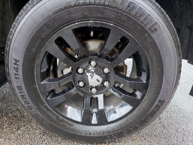 Used 2018 Chevrolet Silverado 1500 LTZ AWD/4WD image 8