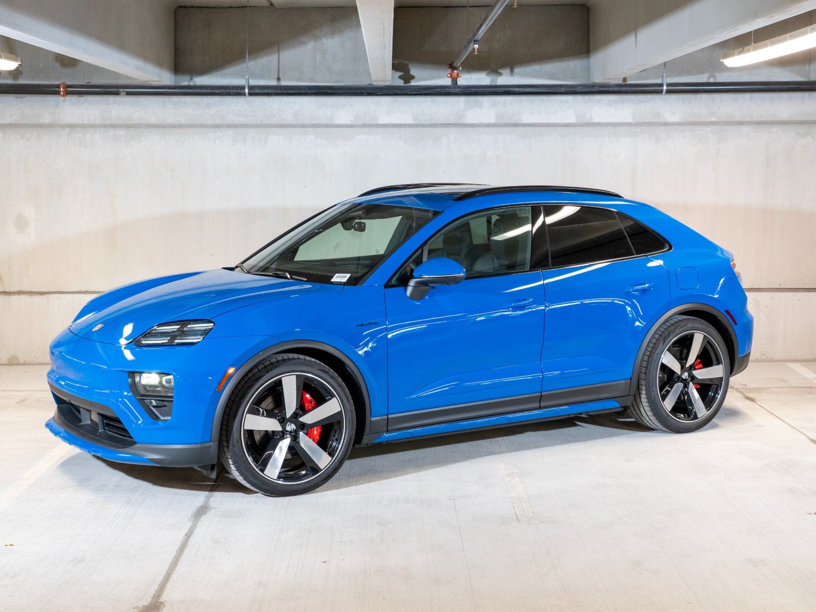 New 2026 Porsche Macan 4S Electric