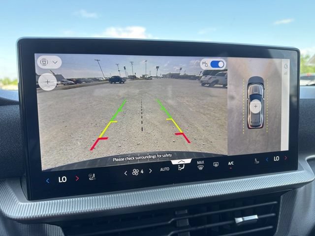 Used 2025 Ford Explorer ST-Line w/ ST-Line Street Pack AWD/4WD image 16