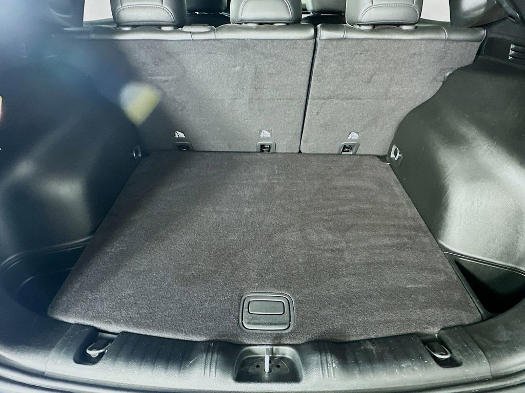 Certified 2023 Jeep Compass Latitude image 35