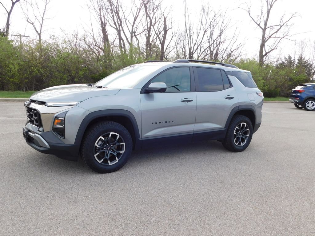 Used 2025 Chevrolet Equinox ACTIV w/ Safety and Technology Package image 7