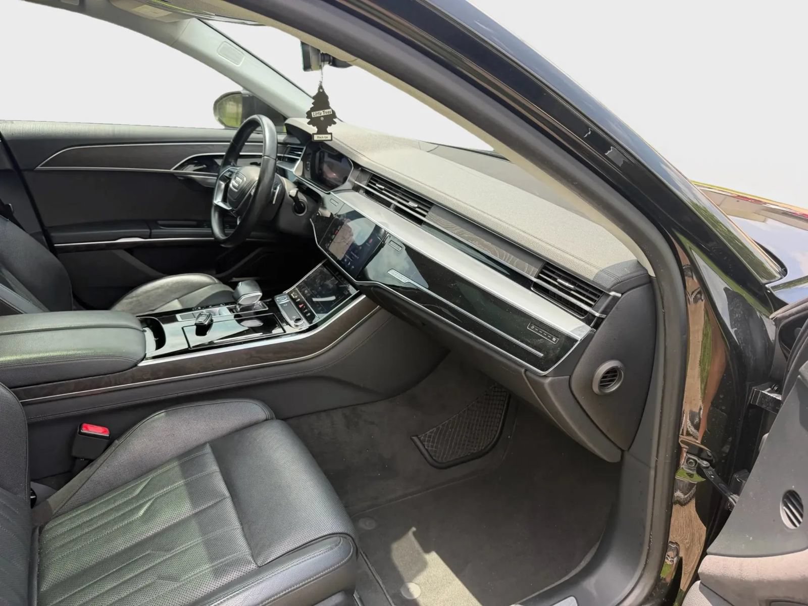 Used 2020 Audi A8 L 4.0T w/ Executive Package AWD/4WD image 26