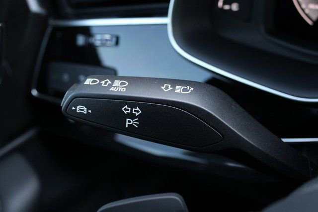 New 2026 Audi Q7 2.0T Premium image 12