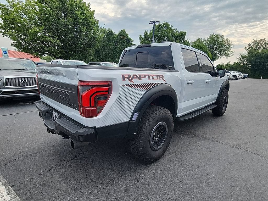 Used 2025 Ford F150 Raptor AWD/4WD image 8