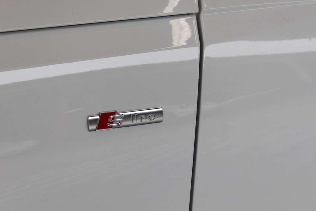 Used 2024 Audi A4 2.0T Premium Plus image 11