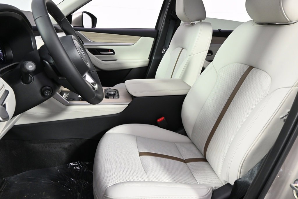 New 2026 MAZDA CX-90 Plug-In Hybrid w/ Premium Plus image 13
