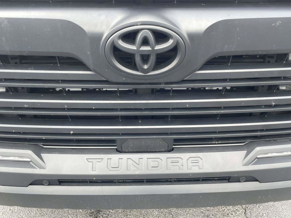 Used 2024 Toyota Tundra SR5 w/ SR5 Convenience Package AWD/4WD image 7