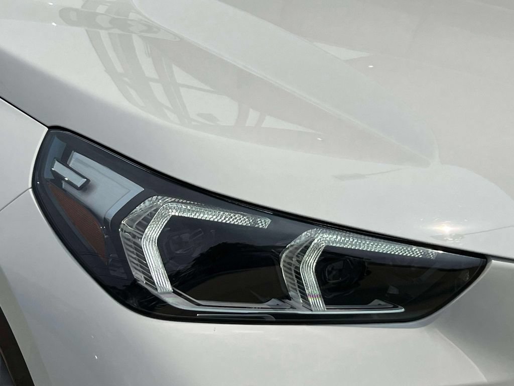 Used 2023 BMW X1 xDrive28i w/ Convenience Package AWD/4WD image 9