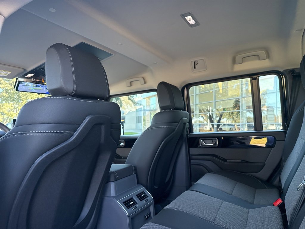 Used 2024 INEOS Grenadier Base image 28