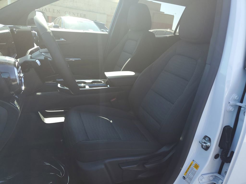 New 2026 Chevrolet Equinox LT w/ Midnight Edition image 16