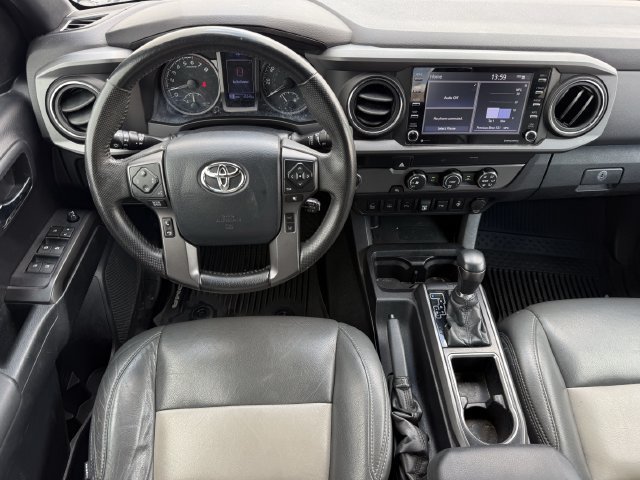 Used 2020 Toyota Tacoma TRD Sport w/ Technology Package RWD image 13