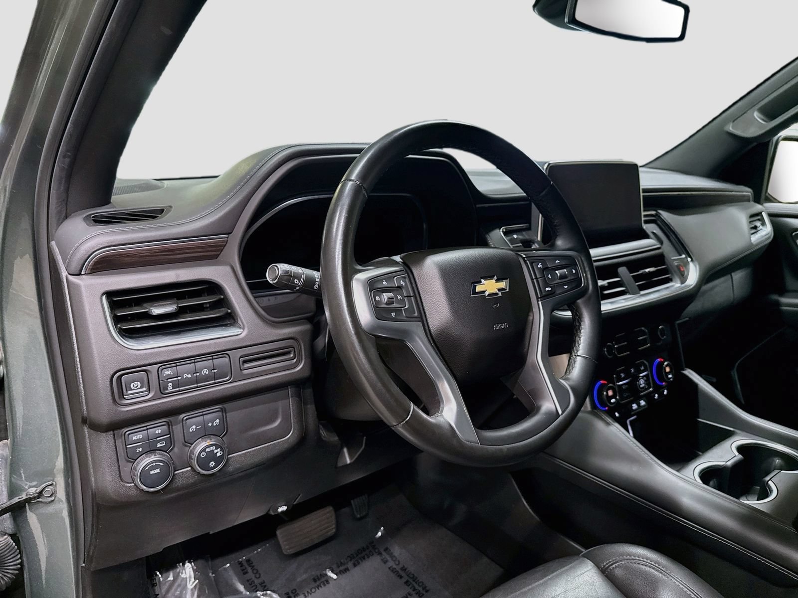 Used 2024 Chevrolet Tahoe LT AWD/4WD image 10