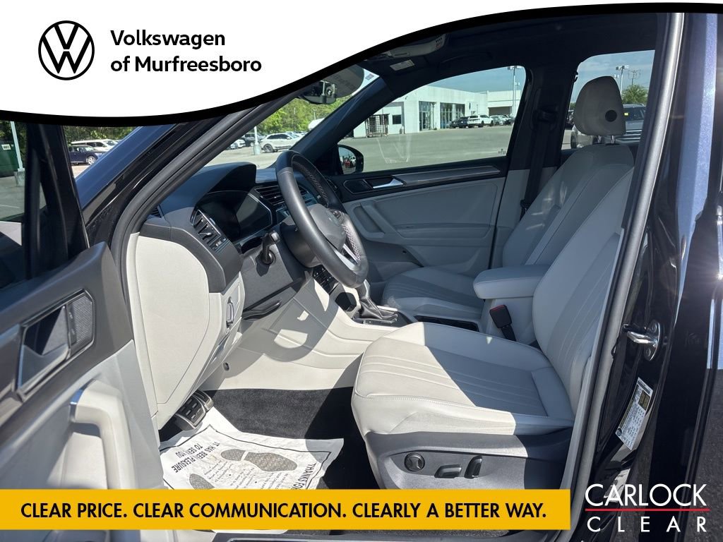 Certified 2023 Volkswagen Tiguan SE R-Line FWD image 15