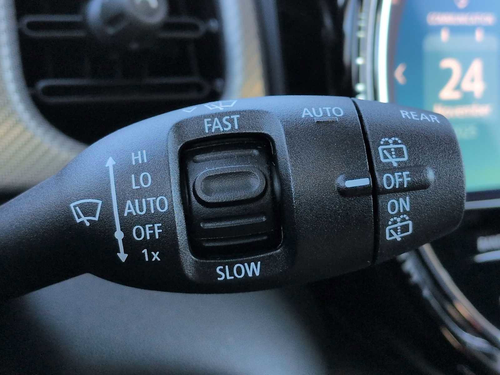 Certified 2024 MINI Cooper SE image 25