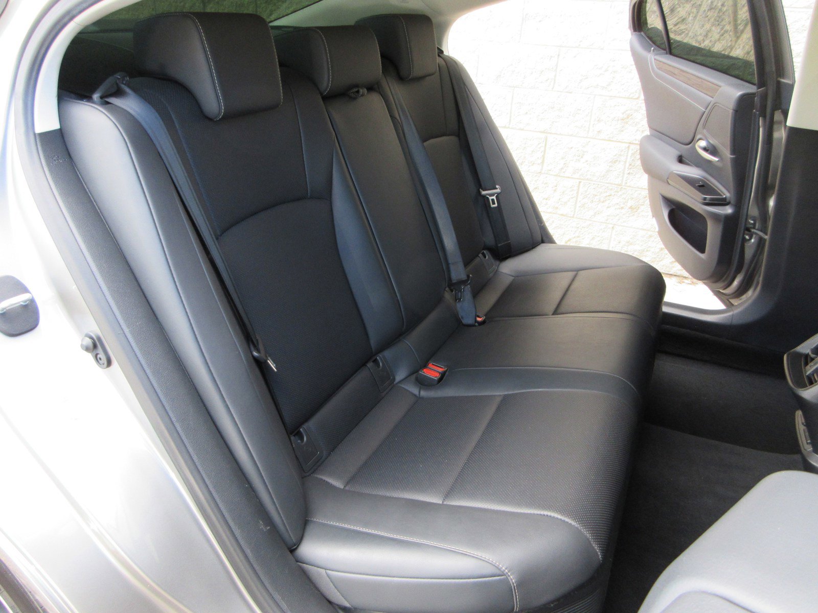 Used 2019 Lexus ES 300h w/ Premium Package FWD image 19