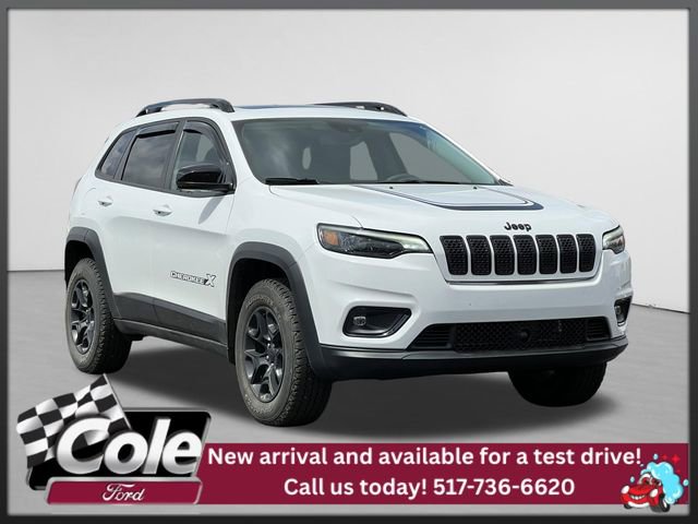Used 2022 Jeep Cherokee Latitude w/ Sun & Sound Group AWD/4WD image 1