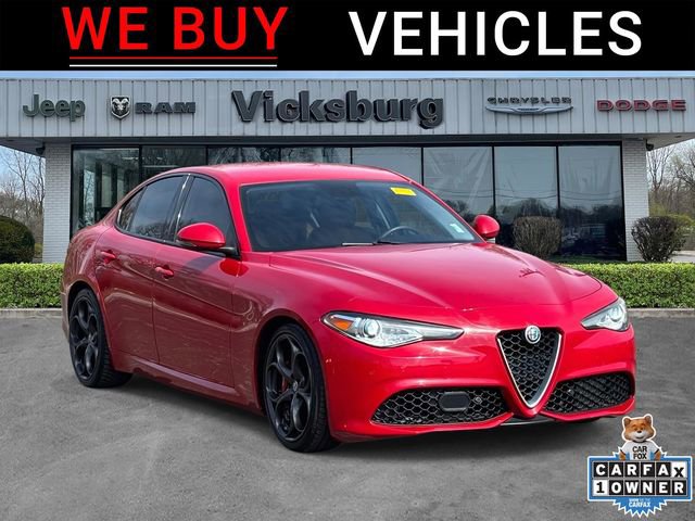 Used 2017 Alfa Romeo Giulia Ti w/ TI 19" Sport Package 360° Tour