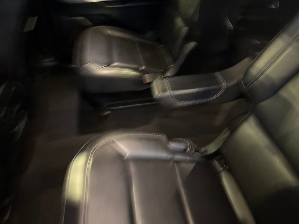 Used 2023 Ford Explorer XLT w/ Equipment Group 202A image 18