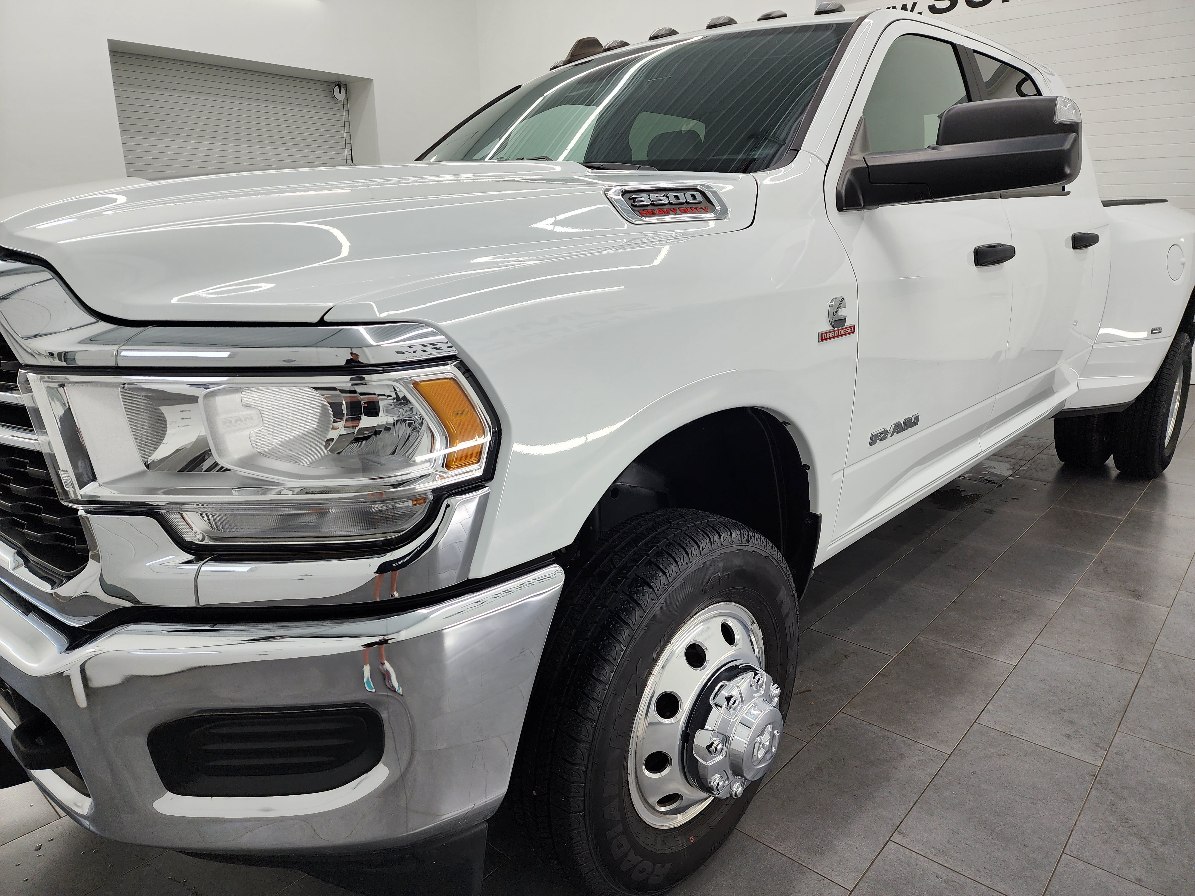 Used 2022 RAM 3500 Big Horn w/ Protection Group AWD/4WD image 7