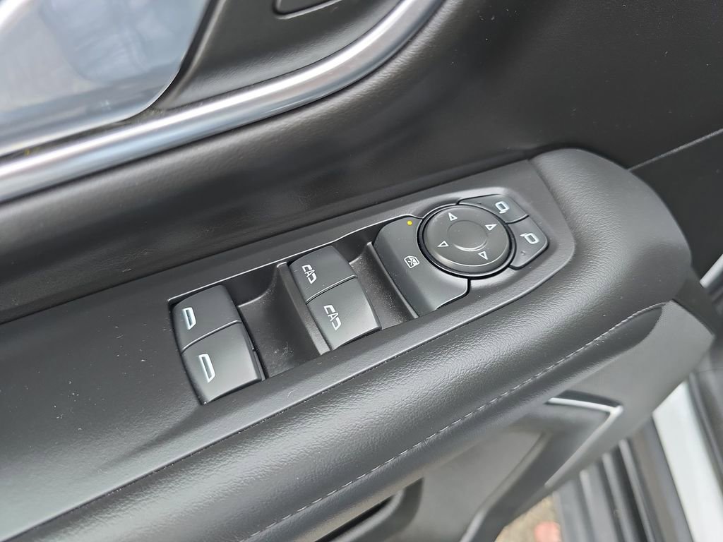 Certified 2024 GMC Yukon XL SLE image 26