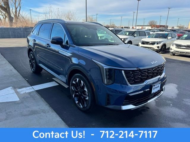 New 2025 Kia Sorento EX w/ Panoramic Sunroof Package image 3