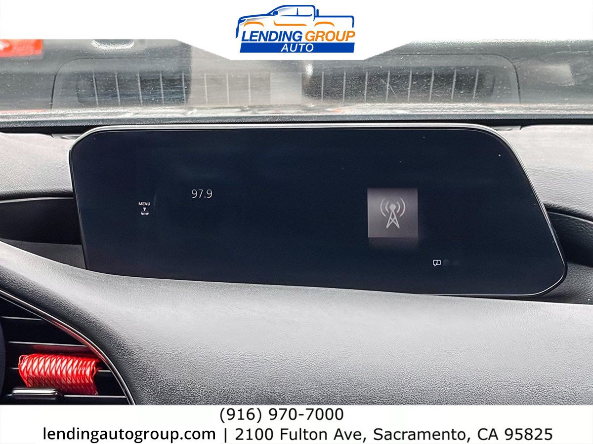 Used 2020 MAZDA MAZDA3 Hatchback w/ Preferred Package FWD image 13