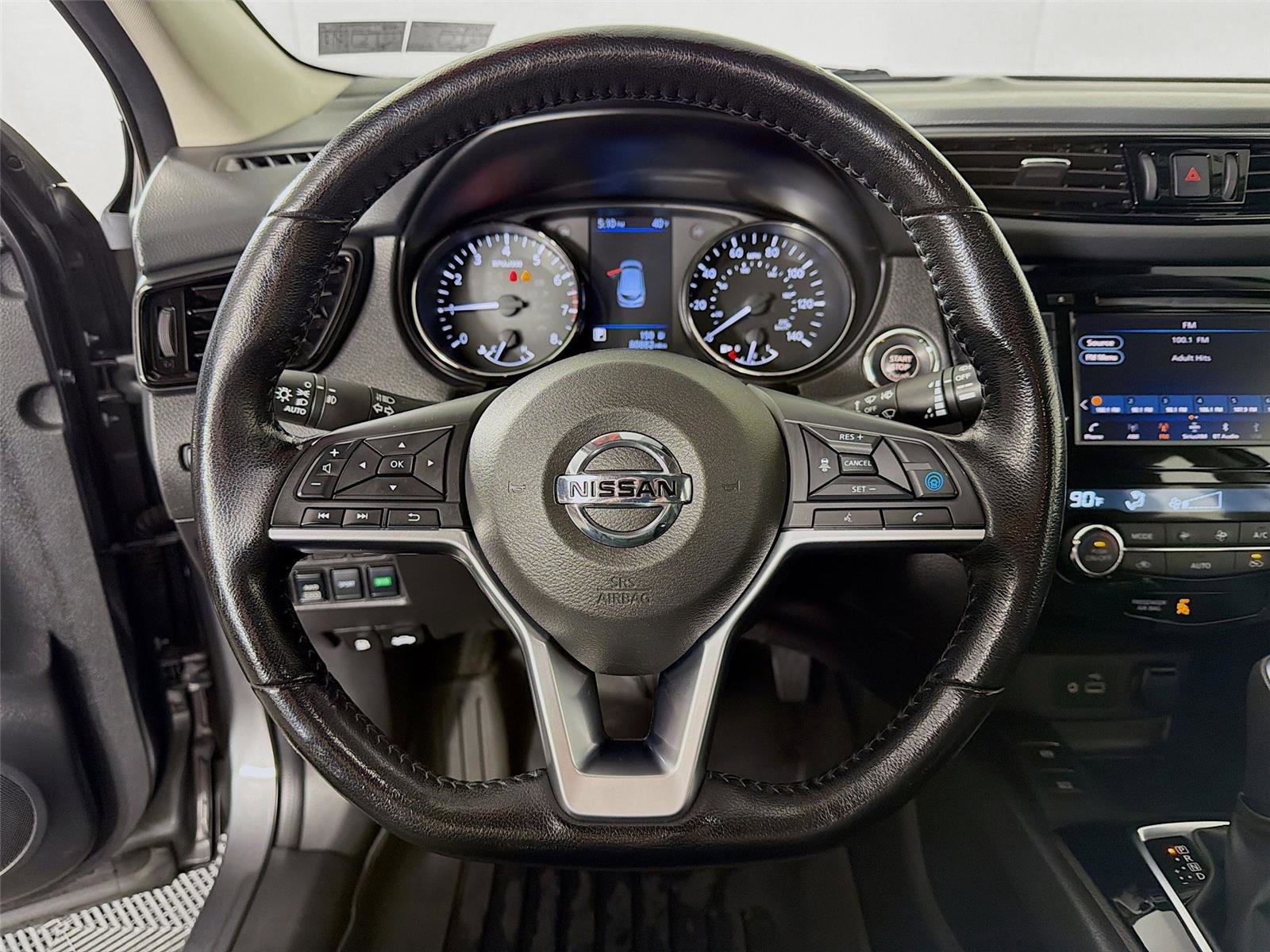 Used 2022 Nissan Rogue Sport SV w/ Technology Package image 12