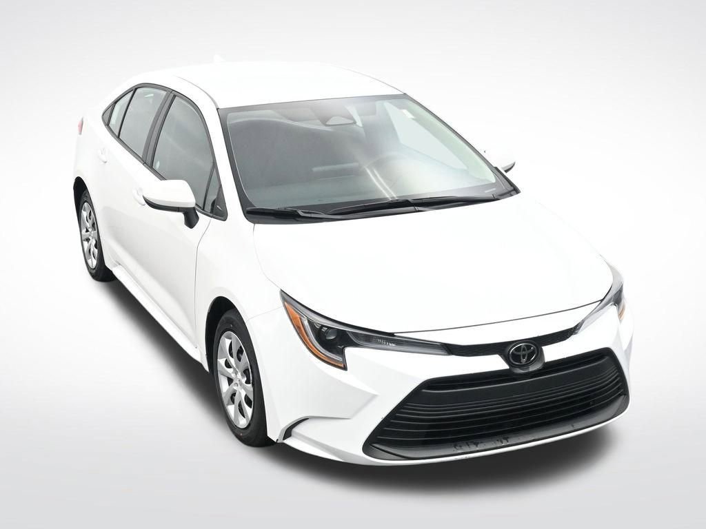 Used 2024 Toyota Corolla LE image 23
