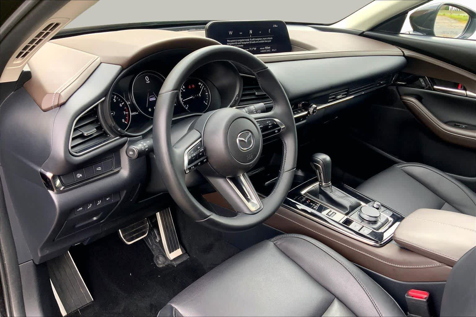 Used 2025 MAZDA CX-30 AWD 2.5 S w/ Premium Package image 18
