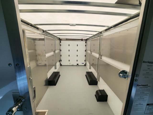 New 2024 Chevrolet Express 3500 w/ Power Convenience Package RWD image 23