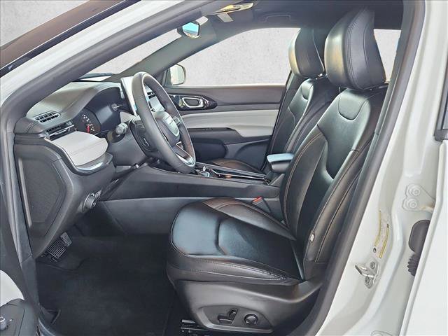Used 2024 Jeep Compass Limited AWD/4WD image 21