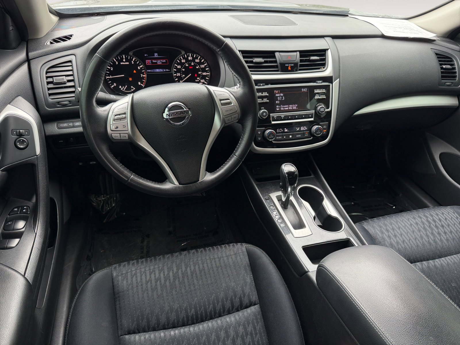 Used 2018 Nissan Altima 2.5 SV FWD image 15