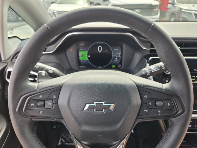 Used 2023 Chevrolet Bolt LT w/ Infotainment Package FWD image 25