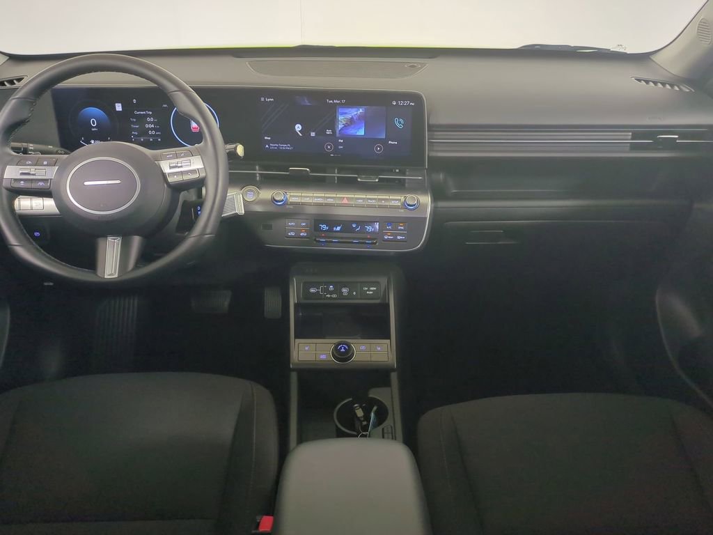 Certified 2025 Hyundai Kona SEL image 17