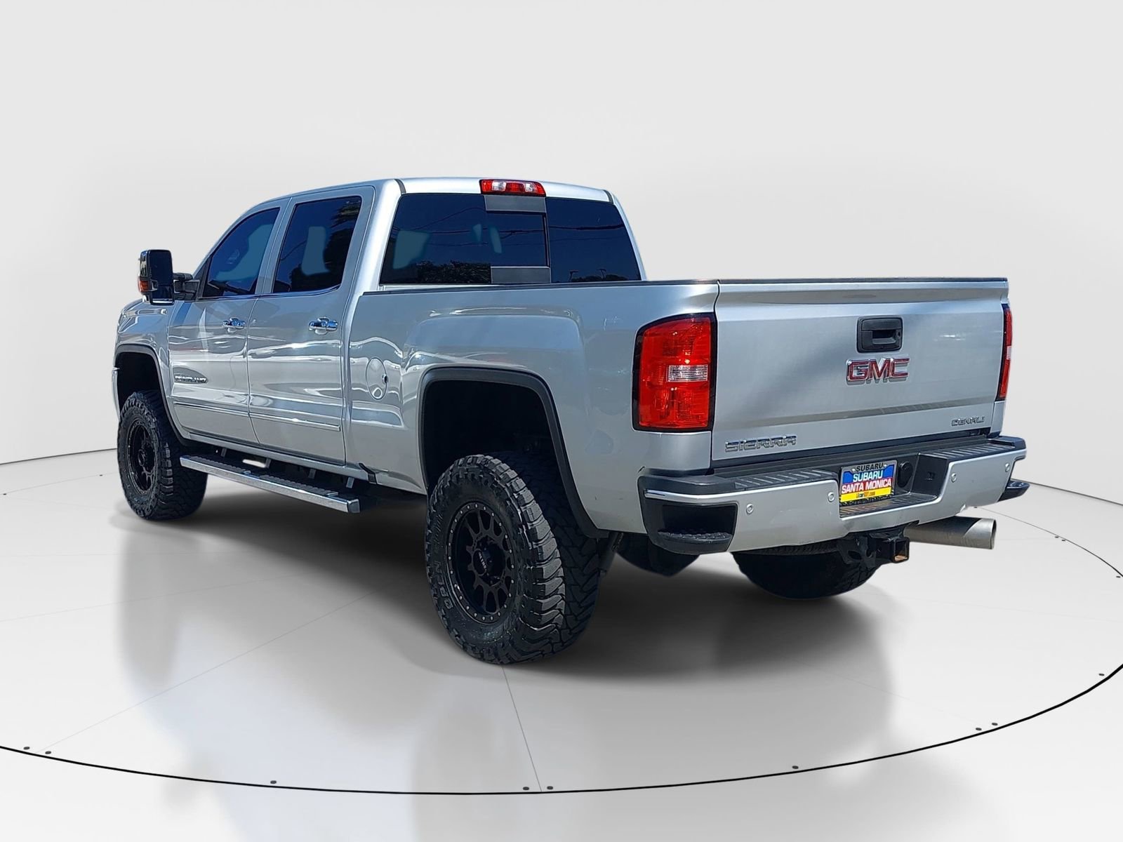 Used 2019 GMC Sierra 2500 Denali w/ Duramax Plus Package AWD/4WD image 5
