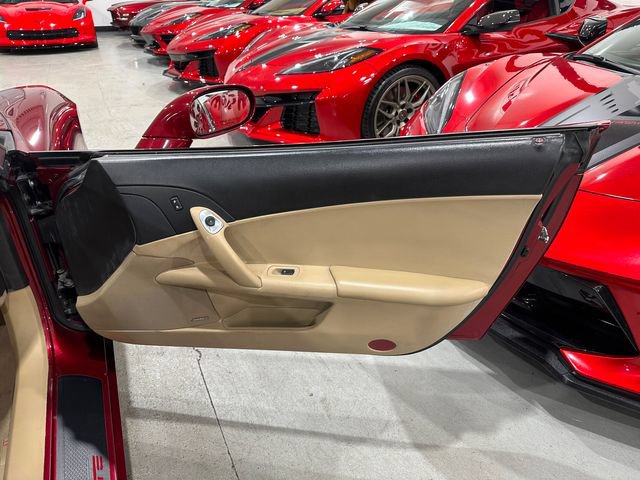 Used 2006 Chevrolet Corvette Convertible w/ Preferred Equipment Group RWD image 15