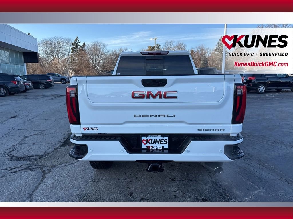 Used 2024 GMC Sierra 2500 Denali AWD/4WD image 6