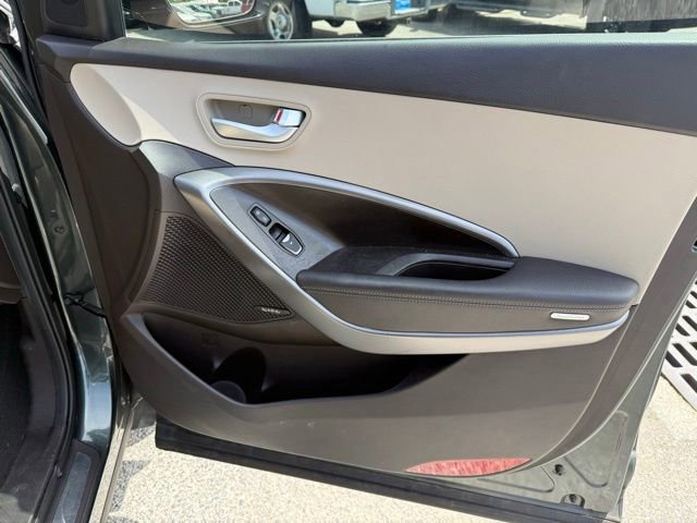 Used 2013 Hyundai Santa Fe Sport 2.0T w/ Technology Pkg AWD/4WD image 17