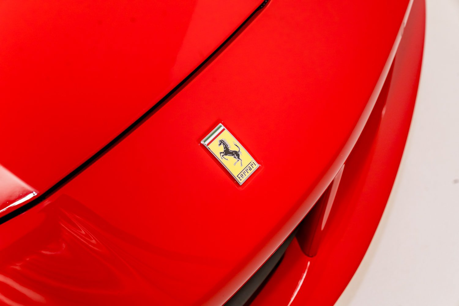Used 2019 Ferrari 488 GTB RWD image 36