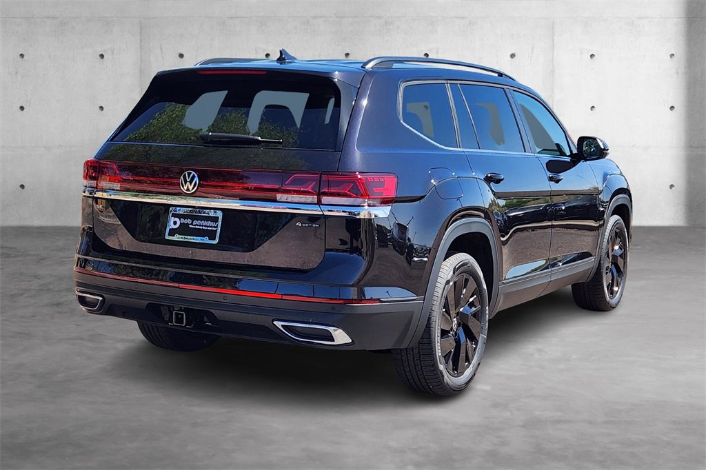 New 2025 Volkswagen Atlas Peak Edition SE image 24