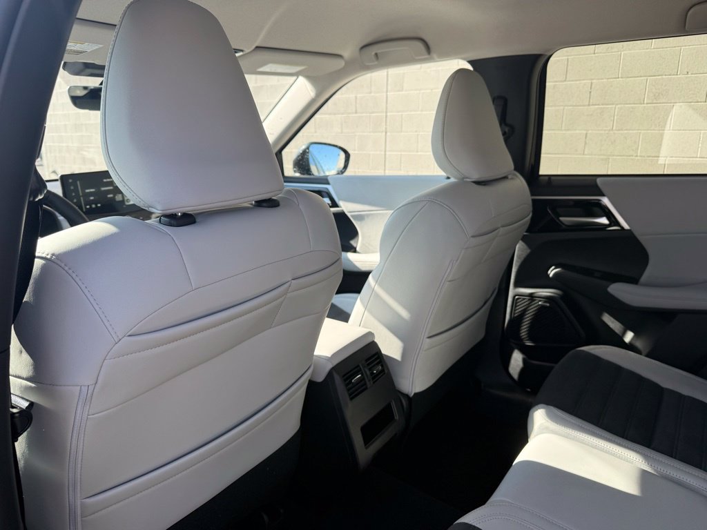New 2026 Mitsubishi Outlander SE AWD/4WD image 22