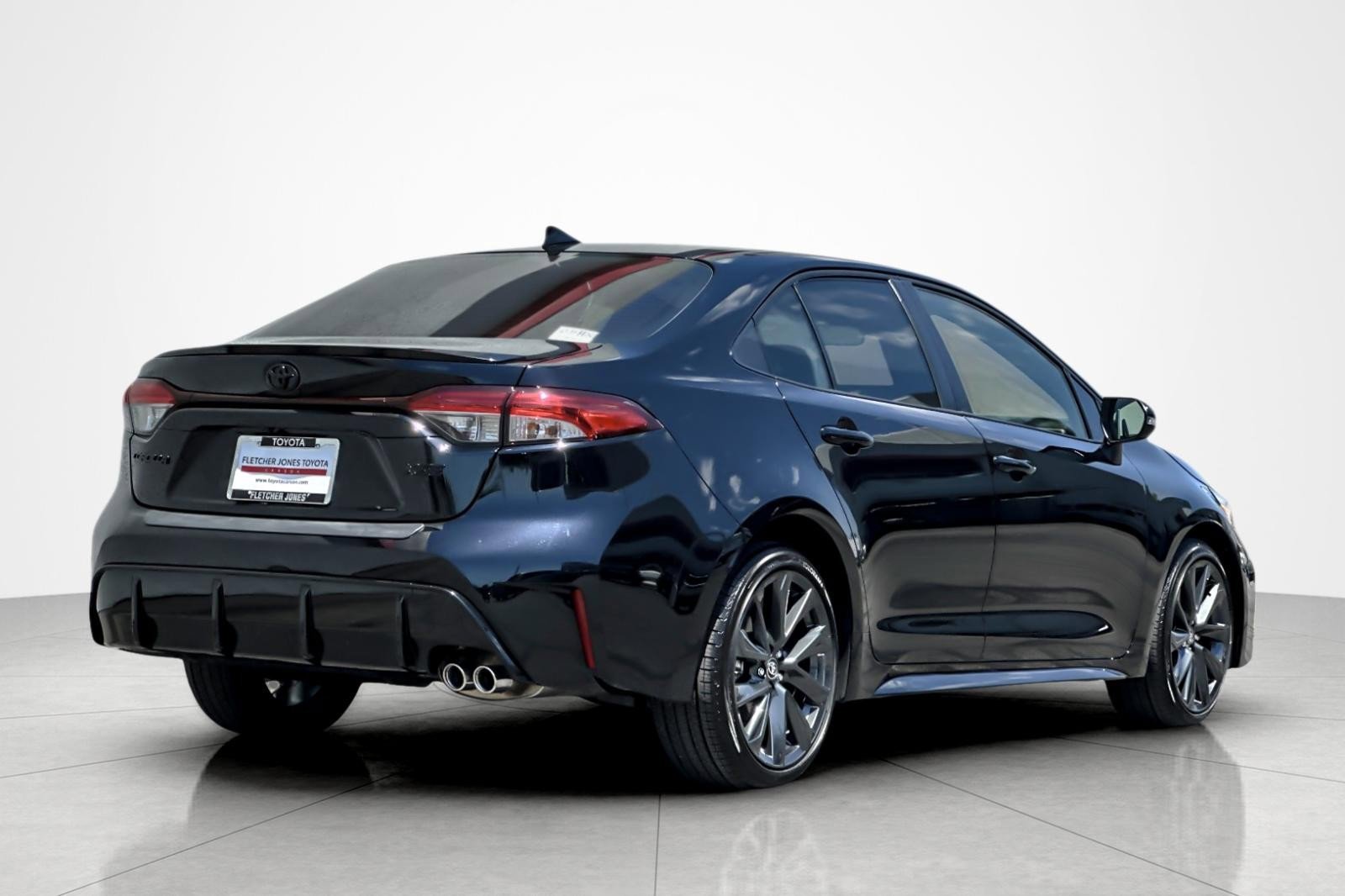 Used 2026 Toyota Corolla XSE FWD image 5
