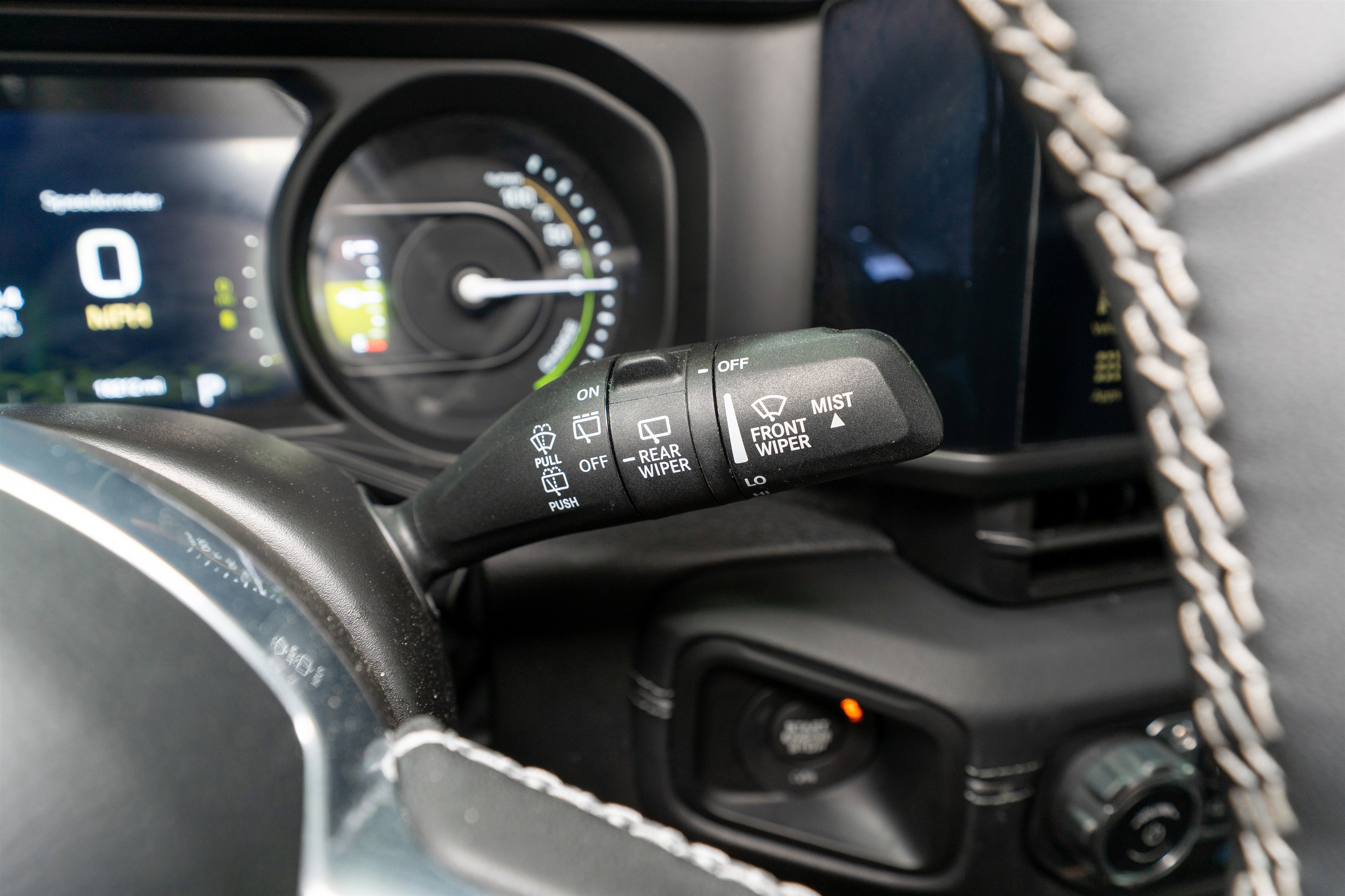 Used 2025 Jeep Wrangler Sahara AWD/4WD image 28