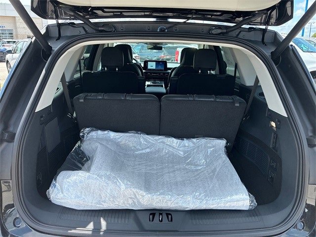 New 2025 Lincoln Aviator Reserve w/ Luxury Package image 19