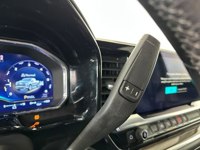 Used 2022 Chevrolet Silverado 1500 LT AWD/4WD image 19