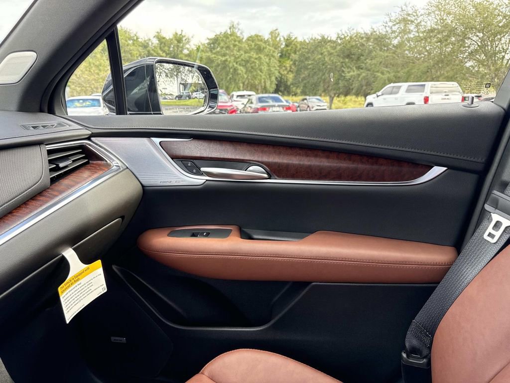 New 2025 Cadillac XT5 Premium Luxury w/ Technology Package image 22
