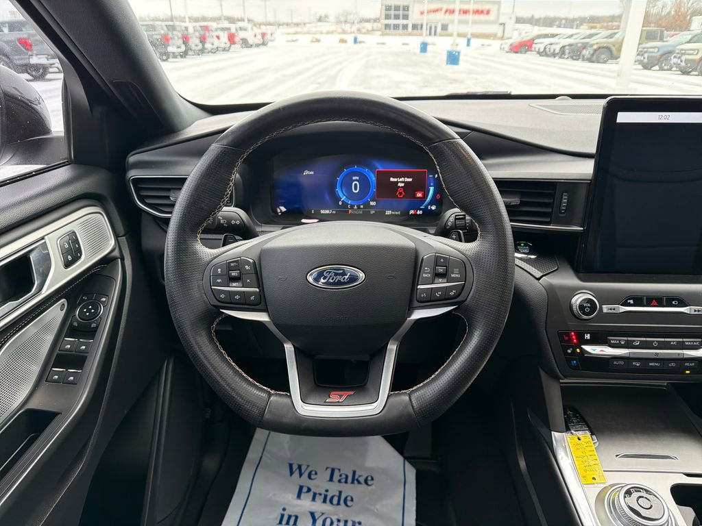 Used 2020 Ford Explorer ST w/ ST Street Pack image 13
