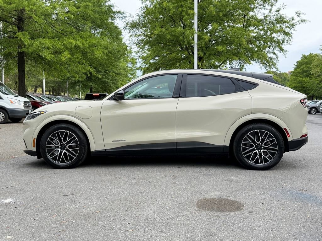Certified 2025 Ford Mustang Mach-E Premium AWD/4WD image 4