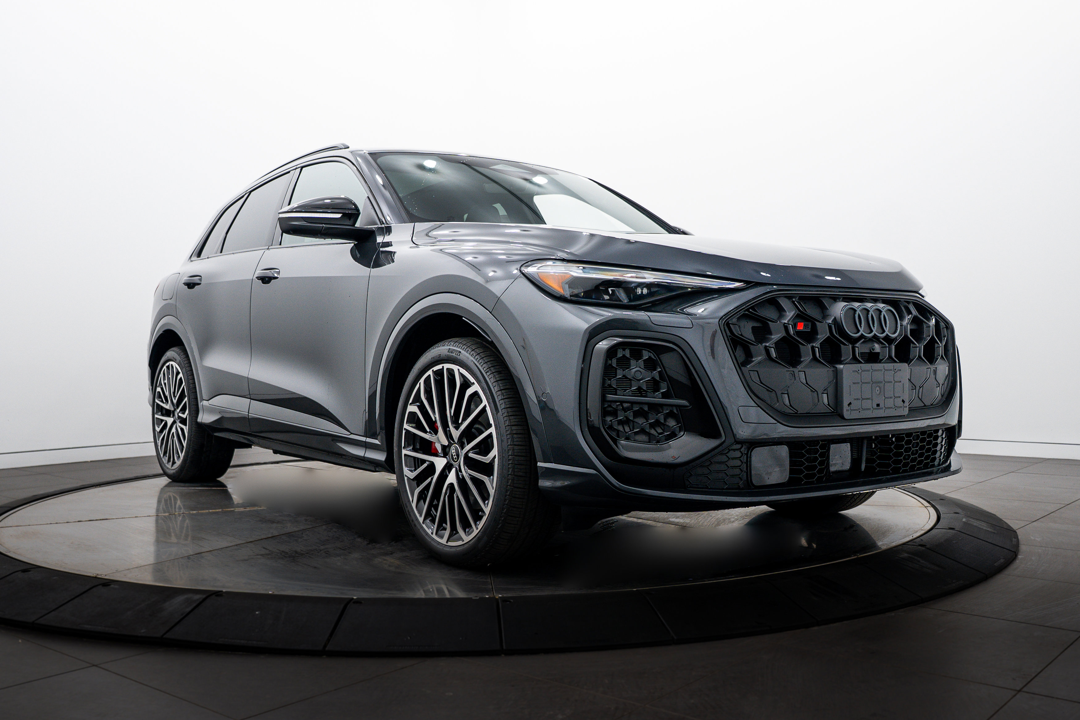 New 2025 Audi SQ5 Premium Plus
