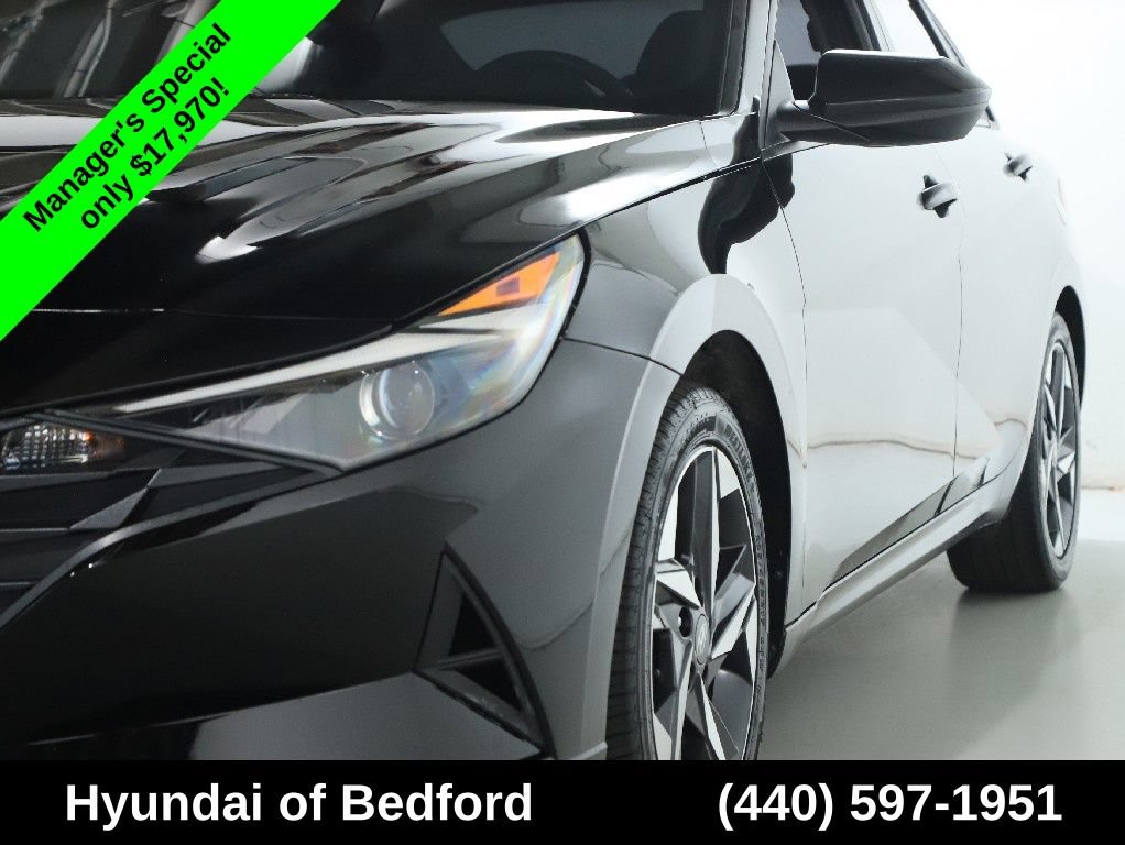 Used 2023 Hyundai Elantra SEL w/ Convenience Package FWD image 4